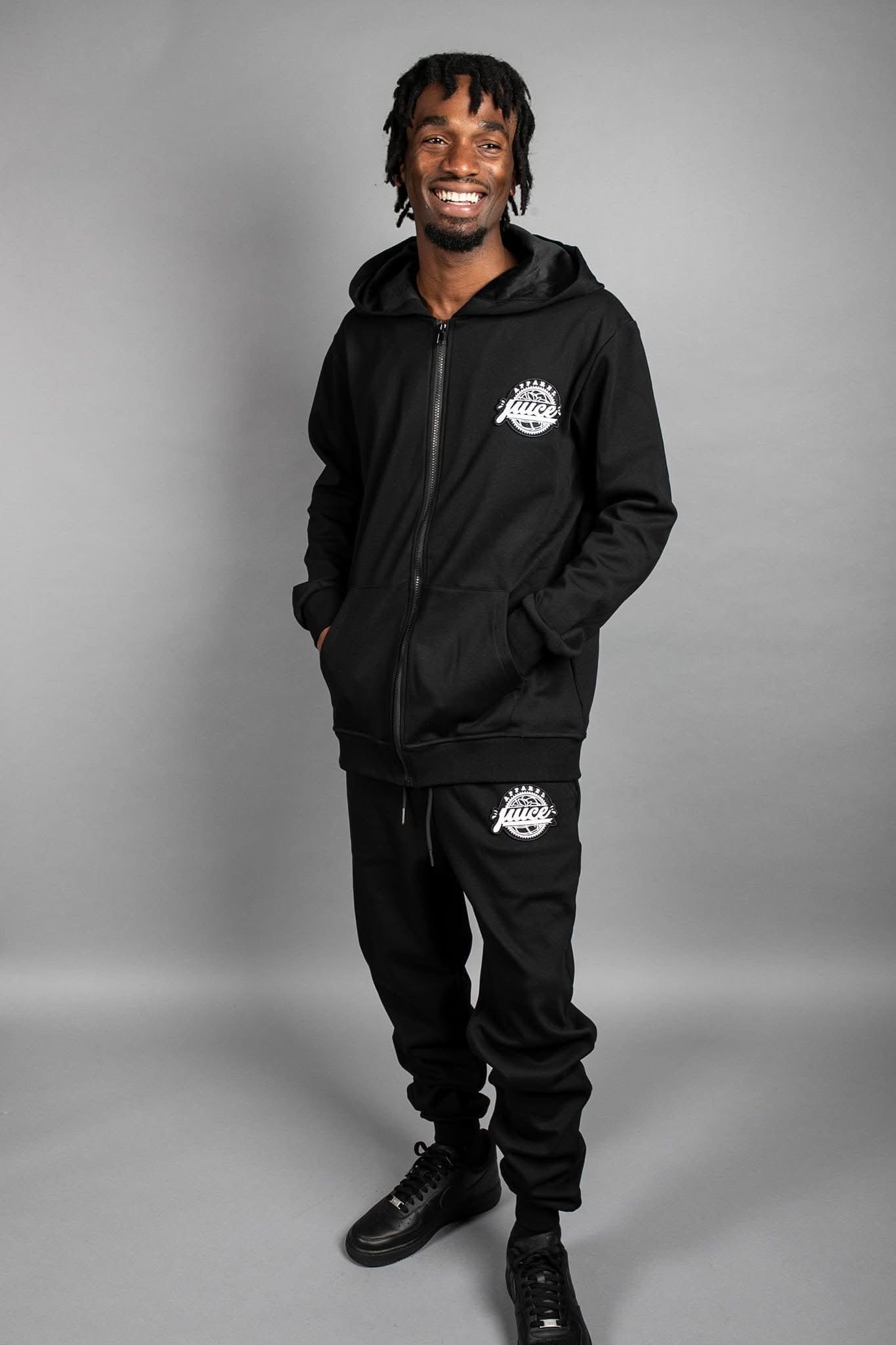 BLACK EMBROIDERY PATCH JUICE CASUAL TRACK PANT