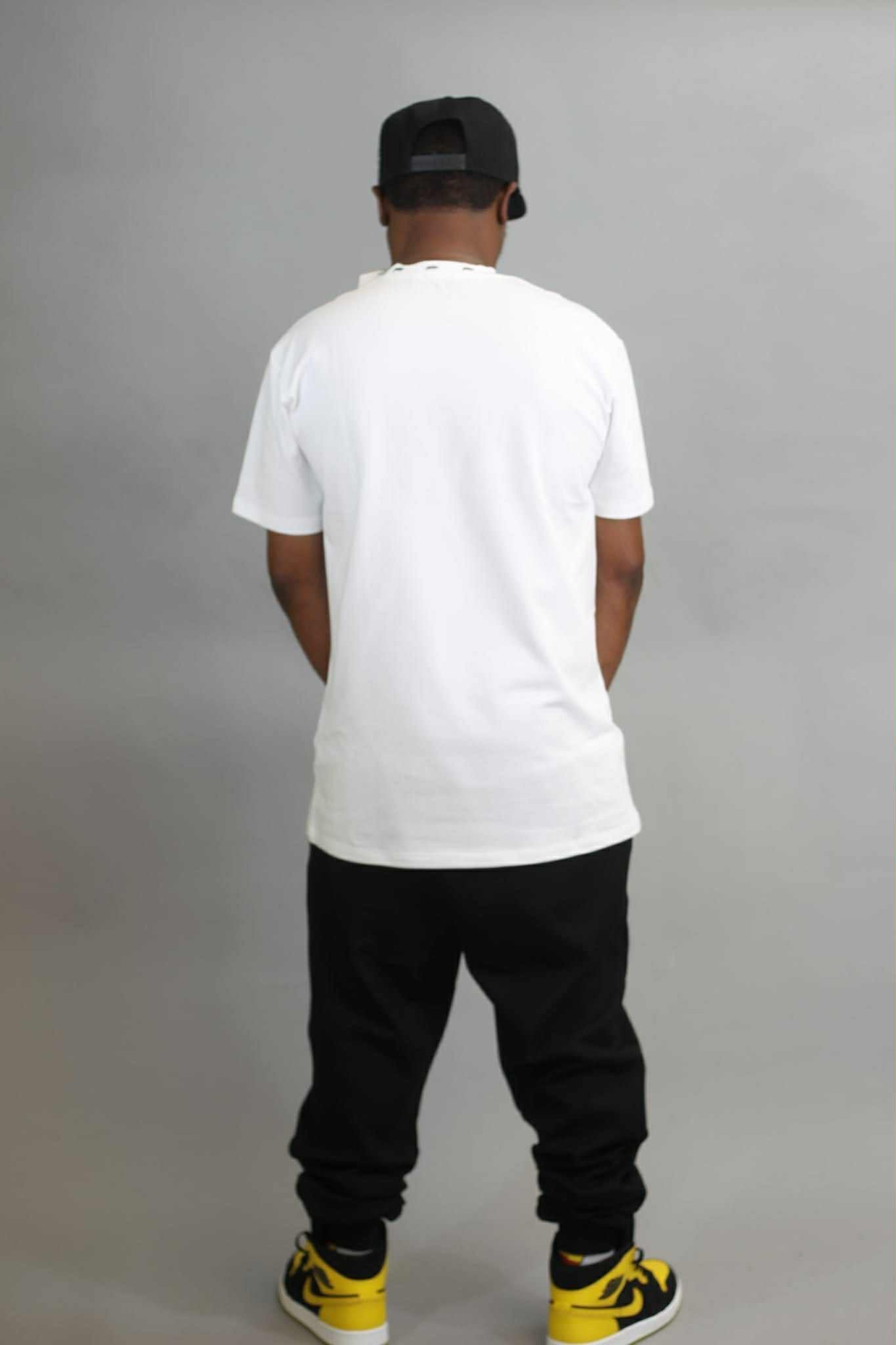 JUICE EMBROIDERY PATCH CREAM CASUAL TEE
